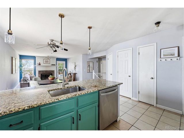 9929 Garwood St, Littleton, CO 80125