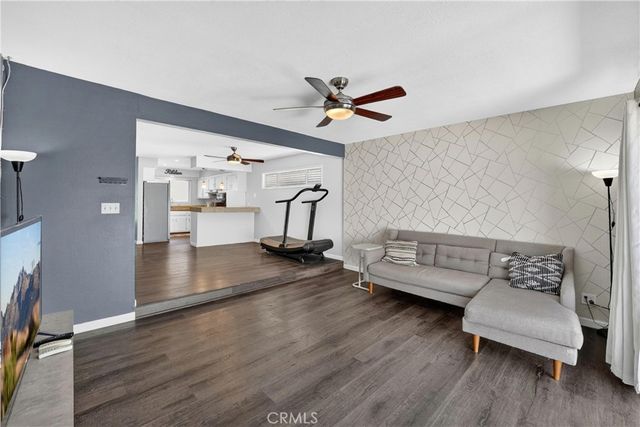 1921 N Sherry 89, Santa Ana, CA 92705