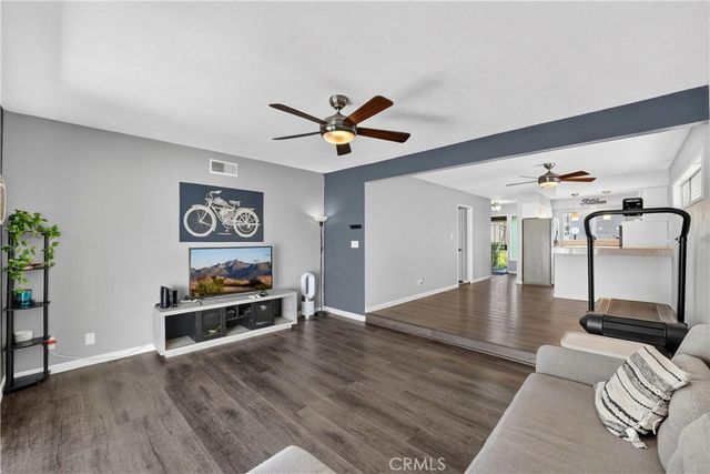 1921 N Sherry 89, Santa Ana, CA 92705
