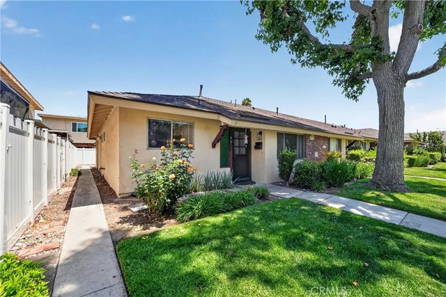 1921 N Sherry 89, Santa Ana, CA 92705