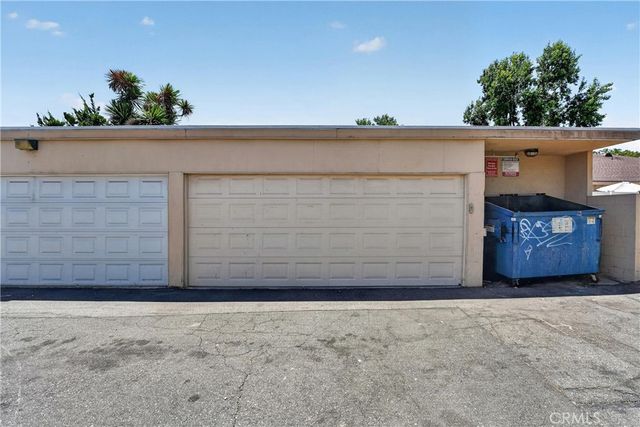 1921 N Sherry 89, Santa Ana, CA 92705