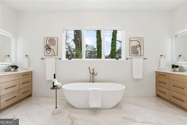 4524 Mystic Drive, Sandy Springs, GA 30342