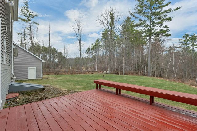 22 Duckworth Road, Hebron, NH 03241