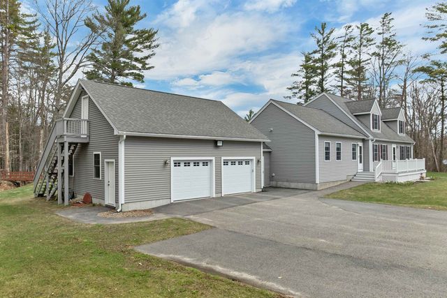 22 Duckworth Road, Hebron, NH 03241