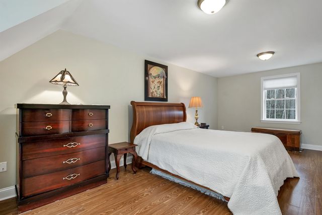 22 Duckworth Road, Hebron, NH 03241