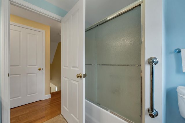 22 Duckworth Road, Hebron, NH 03241