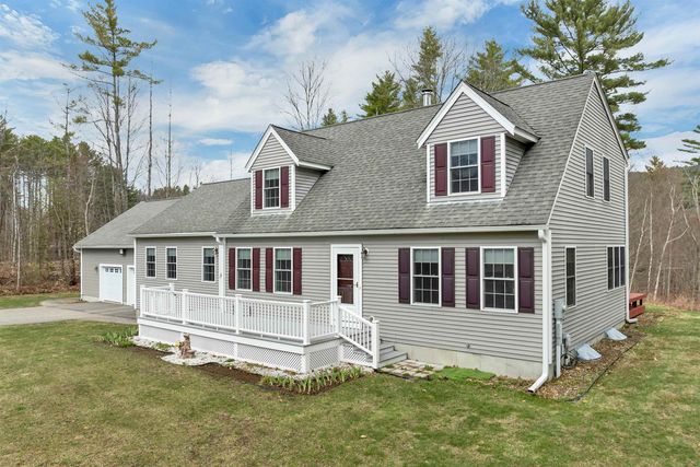 22 Duckworth Road, Hebron, NH 03241