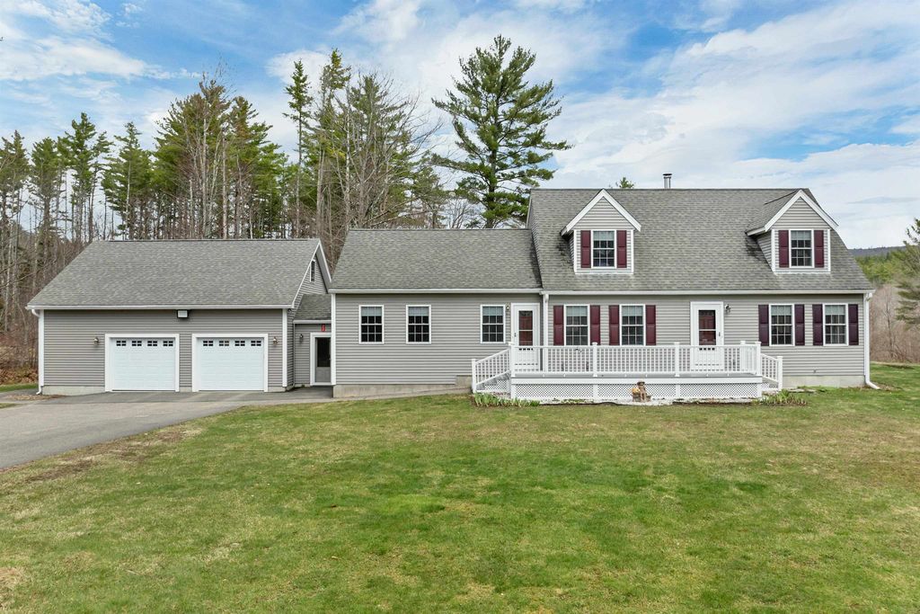 22 Duckworth Road, Hebron, NH 03241