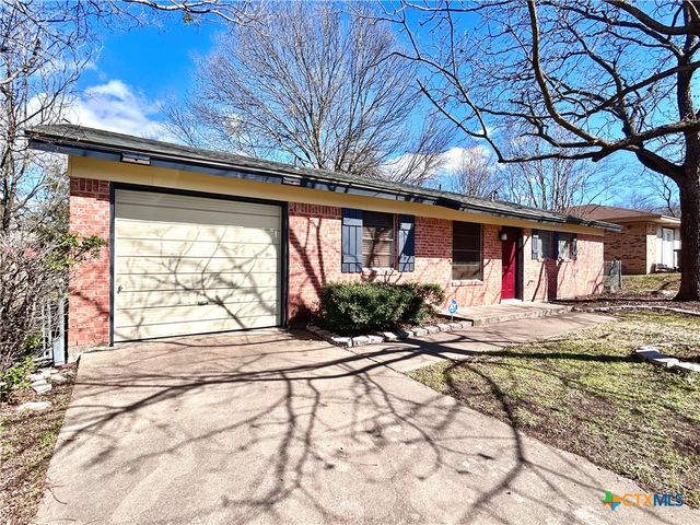 305 Carothers Street, Copperas Cove, TX 76522