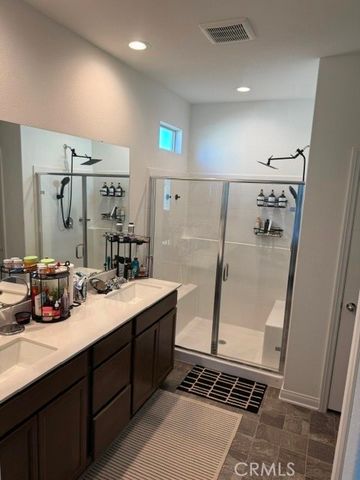 728 Royal County Court, Perris, CA 92571