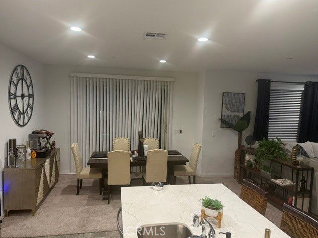 728 Royal County Court, Perris, CA 92571