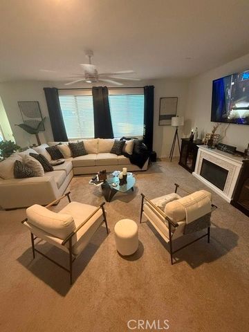 728 Royal County Court, Perris, CA 92571