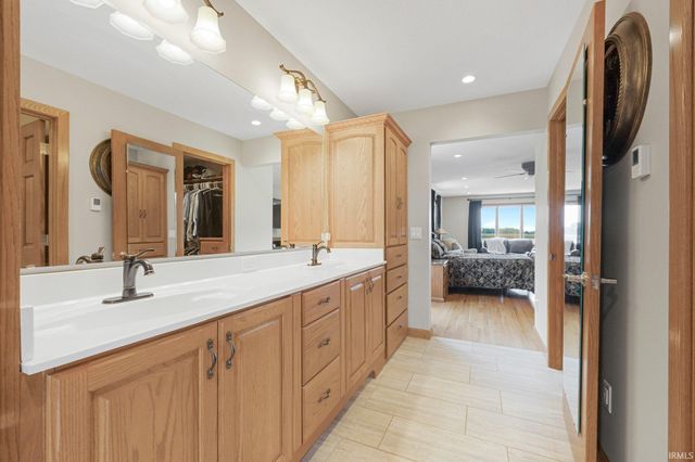 17818 Amstutz Road, Leo, IN 46765
