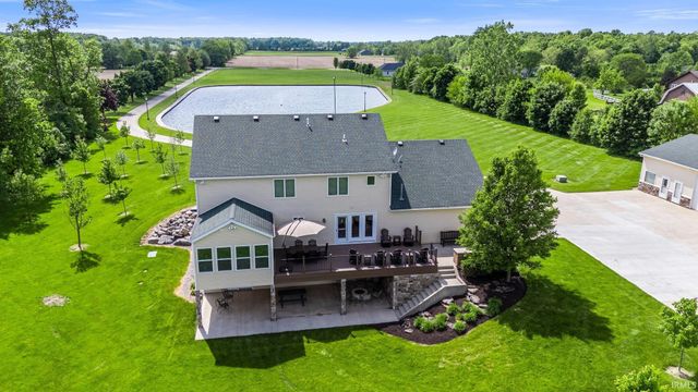 17818 Amstutz Road, Leo, IN 46765