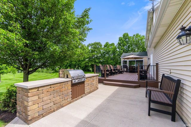 17818 Amstutz Road, Leo, IN 46765