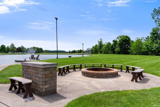 17818 Amstutz Road, Leo, IN 46765