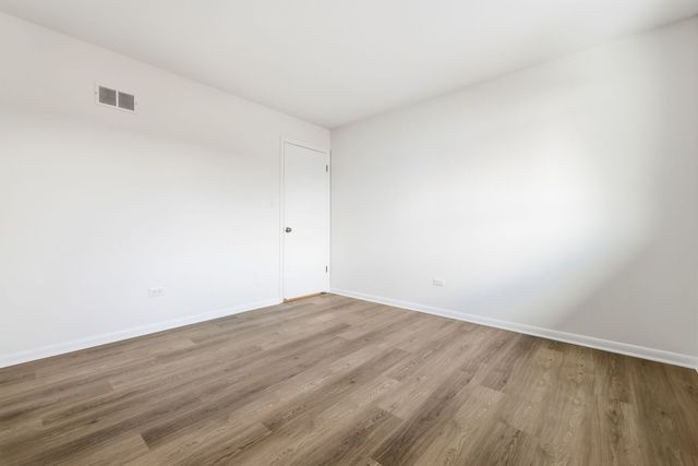 15606 Hollyhock Court, Orland Park, IL 60462