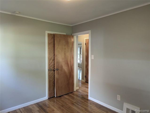 17647 Lenore, Detroit, MI 48219