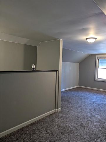 17647 Lenore, Detroit, MI 48219