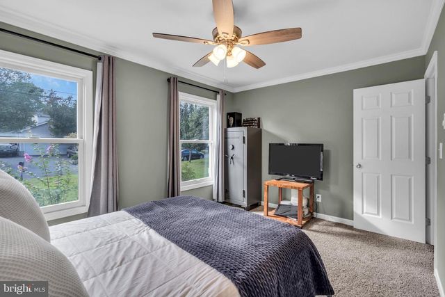 20 COLONIAL DR, Little Egg Harbor Twp, NJ 08087