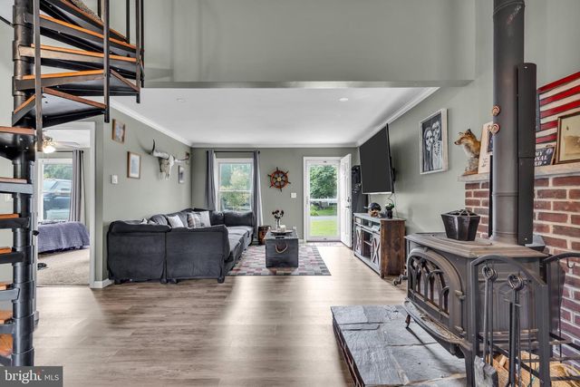20 COLONIAL DR, Little Egg Harbor Twp, NJ 08087