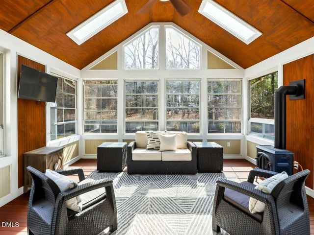 139 Dover Grant Court, Chapel Hill, NC 27517