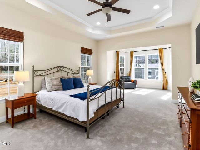 139 Dover Grant Court, Chapel Hill, NC 27517