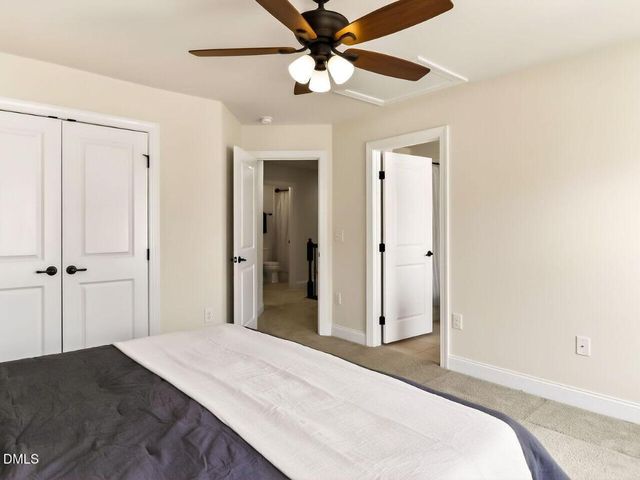 139 Dover Grant Court, Chapel Hill, NC 27517