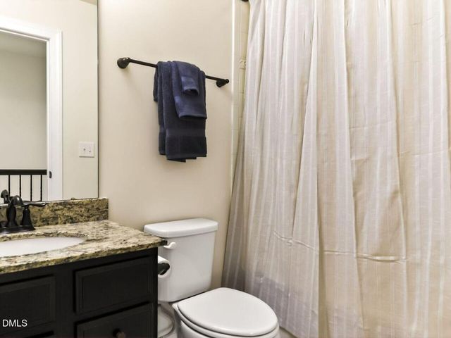 139 Dover Grant Court, Chapel Hill, NC 27517