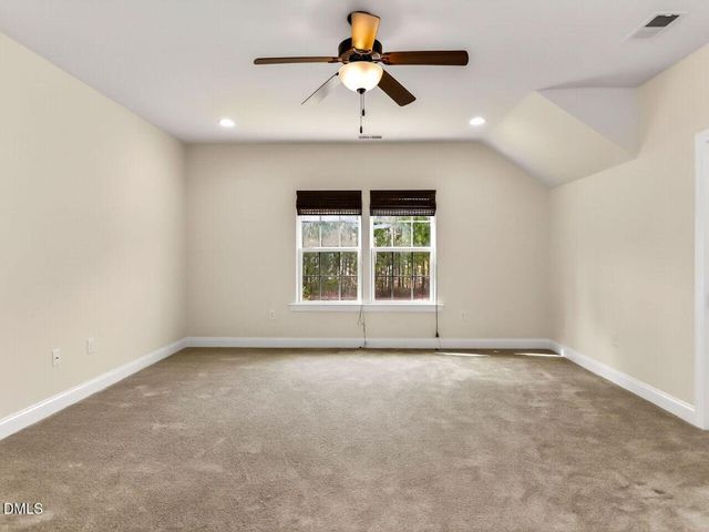 139 Dover Grant Court, Chapel Hill, NC 27517