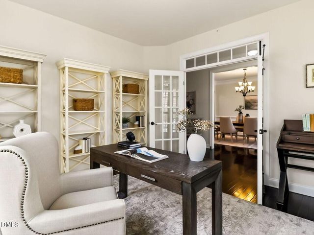 139 Dover Grant Court, Chapel Hill, NC 27517