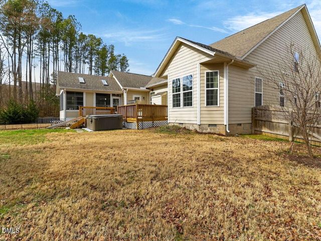 139 Dover Grant Court, Chapel Hill, NC 27517