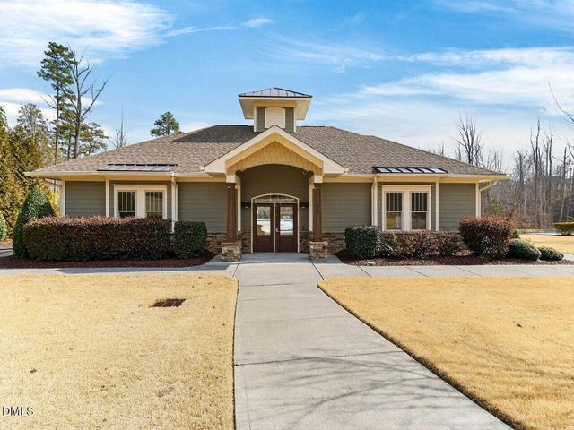 139 Dover Grant Court, Chapel Hill, NC 27517