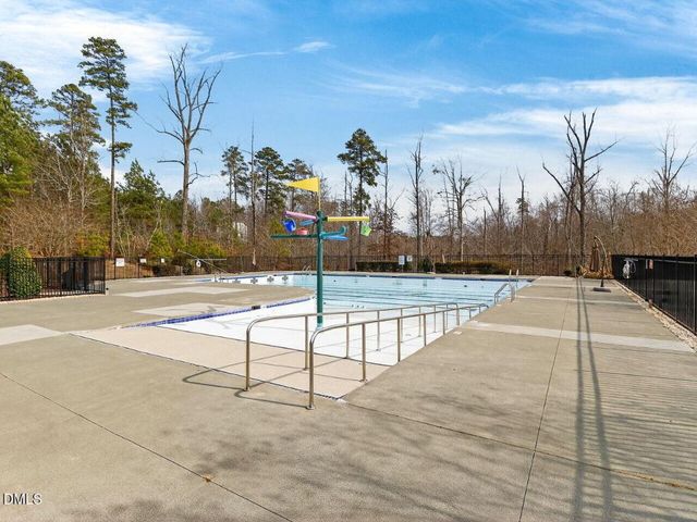 139 Dover Grant Court, Chapel Hill, NC 27517