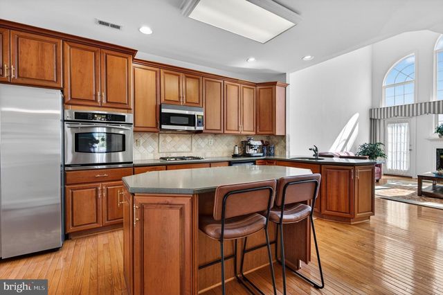 98 GRANVILLE WAY, Exton, PA 19341