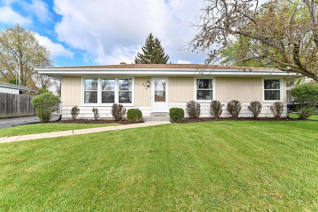 6516 59th AVENUE, Kenosha, WI 53142