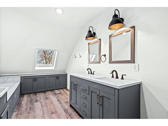 8402 Dome Ct, Fort Collins, CO 80525