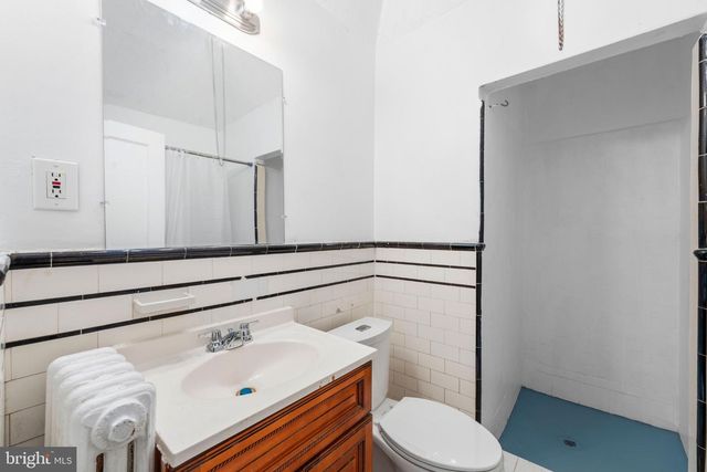 223 WILTSHIRE RD, Upper Darby, PA 19082
