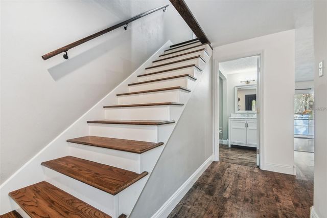 4717 W VASCONIA STREET, Tampa, FL 33629