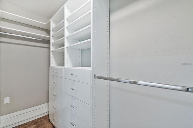 4717 W VASCONIA STREET, Tampa, FL 33629