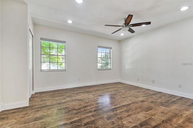 4717 W VASCONIA STREET, Tampa, FL 33629