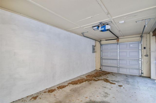 4717 W VASCONIA STREET, Tampa, FL 33629