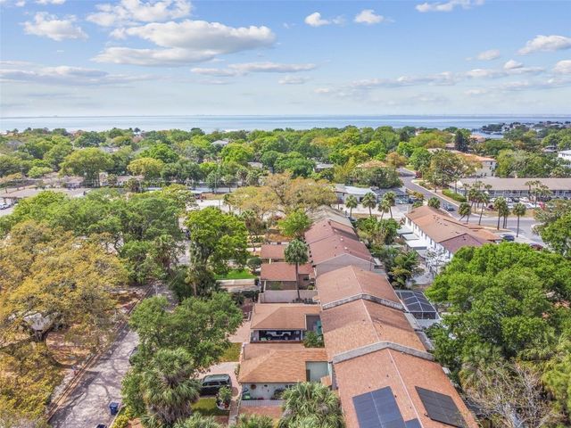 4717 W VASCONIA STREET, Tampa, FL 33629