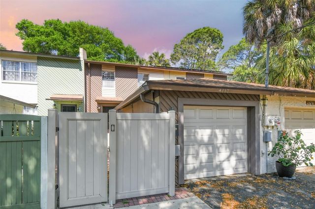 4717 W VASCONIA STREET, Tampa, FL 33629