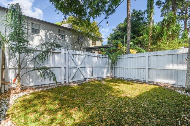 4717 W VASCONIA STREET, Tampa, FL 33629