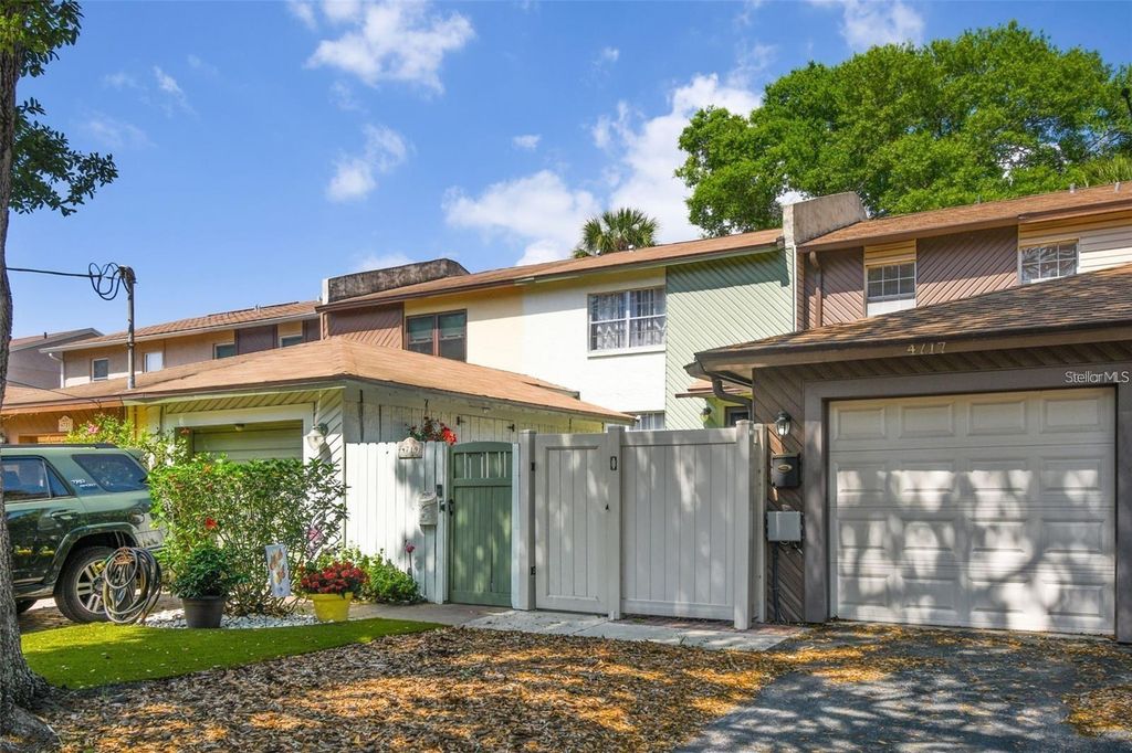 4717 W VASCONIA STREET, Tampa, FL 33629