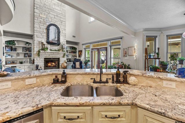 235 FM 3313, Crockett, TX 75835