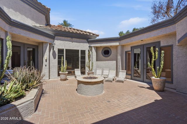 15095 N THOMPSON PEAK Parkway 2067, Scottsdale, AZ 85260