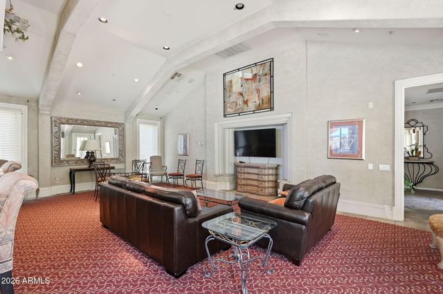 15095 N THOMPSON PEAK Parkway 2067, Scottsdale, AZ 85260