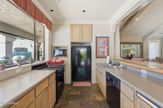 15095 N THOMPSON PEAK Parkway 2067, Scottsdale, AZ 85260